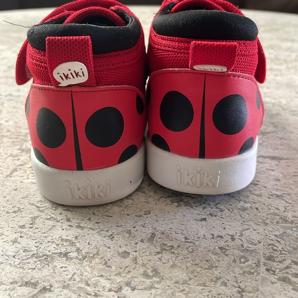 Ikiki ladybug shoes 7 toddler - Picture 7 of 10